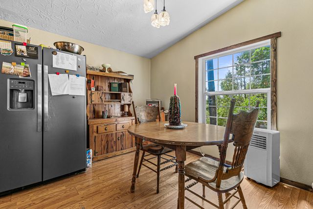 235 Citadel Road, Trail, OR 97541