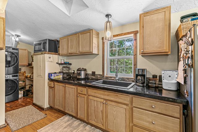 235 Citadel Road, Trail, OR 97541