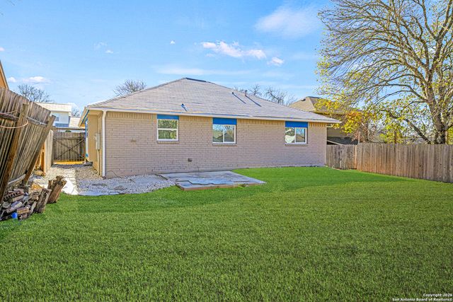 3325 Cliffside, Schertz, TX 78108