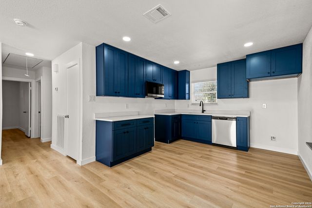 3325 Cliffside, Schertz, TX 78108