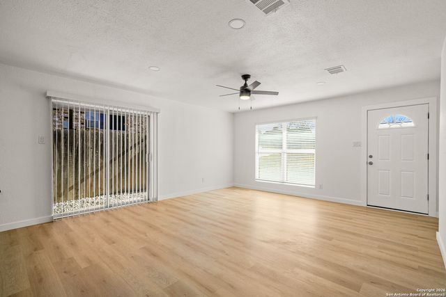 3325 Cliffside, Schertz, TX 78108