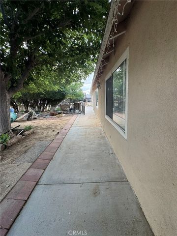 9249 E Avenue R10, Littlerock, CA 93543