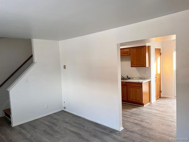 25719 Salem Court 69, Roseville, MI 48066