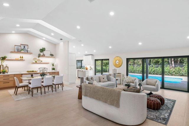 3901 NW 27th Avenue, Boca Raton, FL 33434