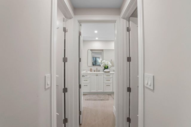 3901 NW 27th Avenue, Boca Raton, FL 33434