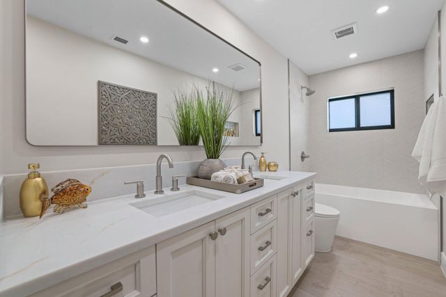 3901 NW 27th Avenue, Boca Raton, FL 33434