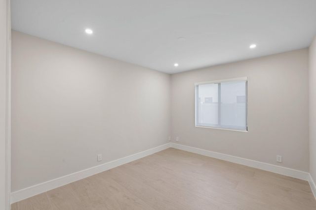 3901 NW 27th Avenue, Boca Raton, FL 33434