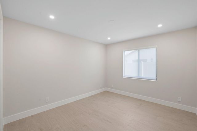 3901 NW 27th Avenue, Boca Raton, FL 33434