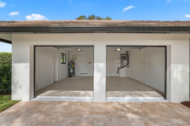 3901 NW 27th Avenue, Boca Raton, FL 33434