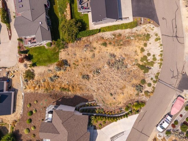 131 Monte Carlo Drive, Chelan, WA 98816