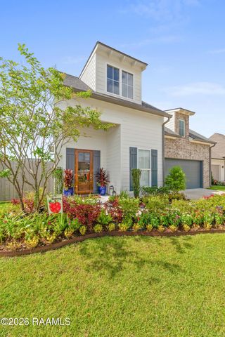 307 Queenstown Avenue, Youngsville, LA 70592
