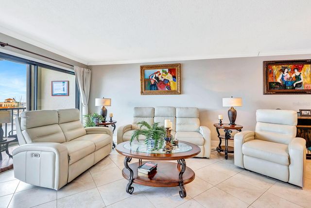 1510 1ST AVENUE W 402, Bradenton, FL 34205