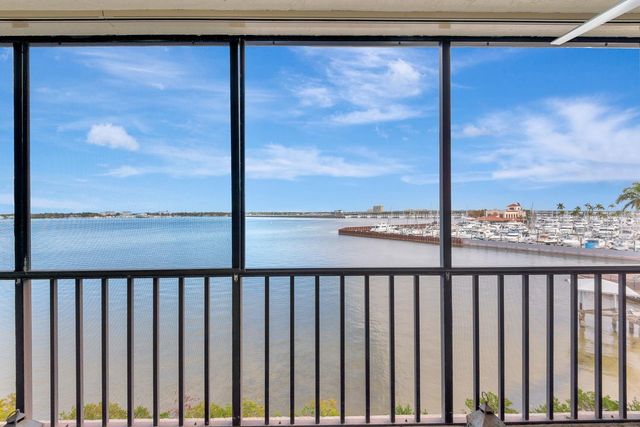 1510 1ST AVENUE W 402, Bradenton, FL 34205