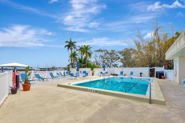 1510 1ST AVENUE W 402, Bradenton, FL 34205