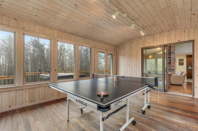 192 Cream Hill Road, Mendon, VT 05701
