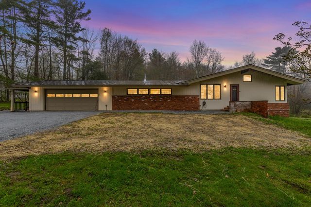 192 Cream Hill Road, Mendon, VT 05701