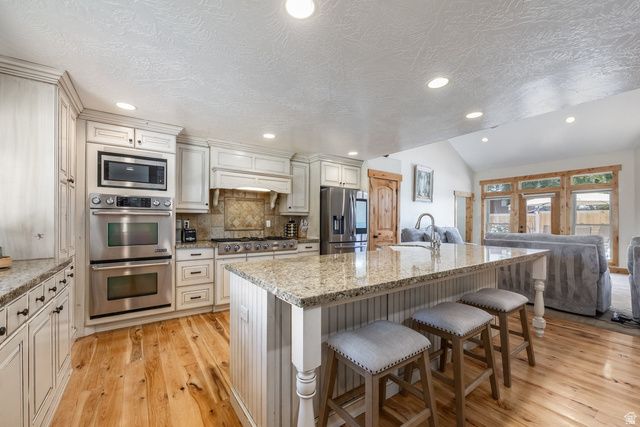 3711 S LE CORBUSIER CIR, Millcreek, UT 84106