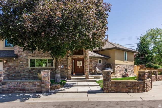 3711 S LE CORBUSIER CIR, Millcreek, UT 84106
