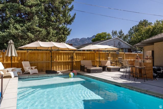3711 S LE CORBUSIER CIR, Millcreek, UT 84106