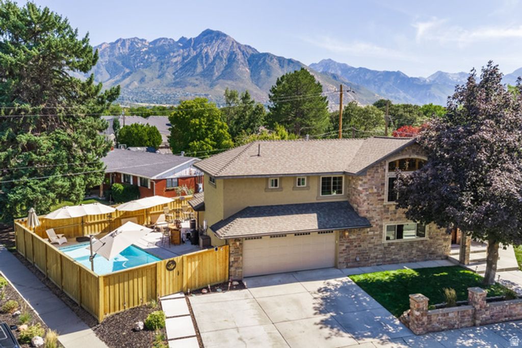 3711 S LE CORBUSIER CIR, Millcreek, UT 84106