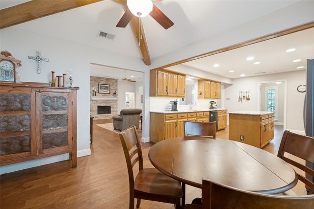 8009 Abramshire Avenue, Dallas, TX 75231