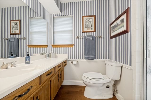 8009 Abramshire Avenue, Dallas, TX 75231
