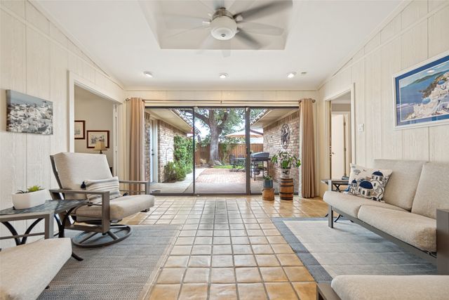 8009 Abramshire Avenue, Dallas, TX 75231