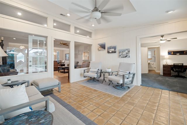 8009 Abramshire Avenue, Dallas, TX 75231