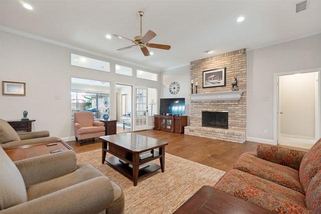 8009 Abramshire Avenue, Dallas, TX 75231