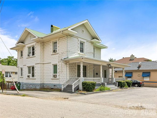 577 Haywood Road, Asheville, NC 28806