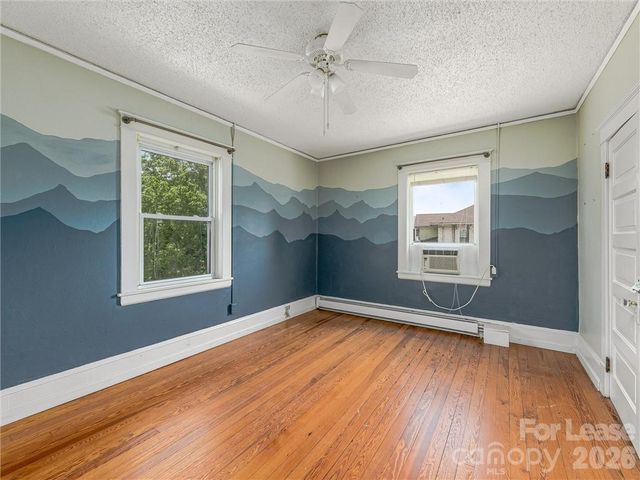577 Haywood Road, Asheville, NC 28806