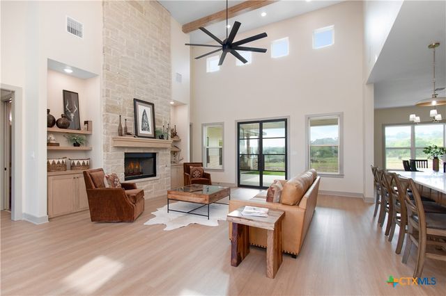 129 American Dream Way, Belton, TX 76513