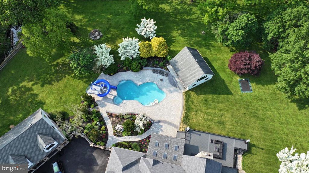 821 BURROWS RUN RD, Chadds Ford, PA 19317