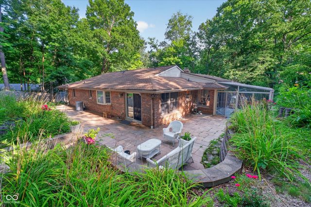 8942 Briarclift Road, Indianapolis, IN 46256