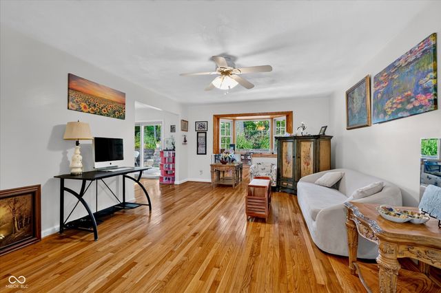 8942 Briarclift Road, Indianapolis, IN 46256