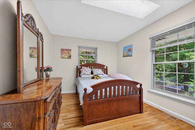 8942 Briarclift Road, Indianapolis, IN 46256