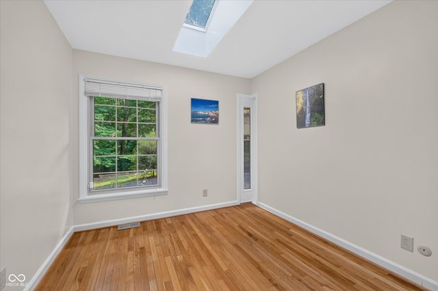 8942 Briarclift Road, Indianapolis, IN 46256