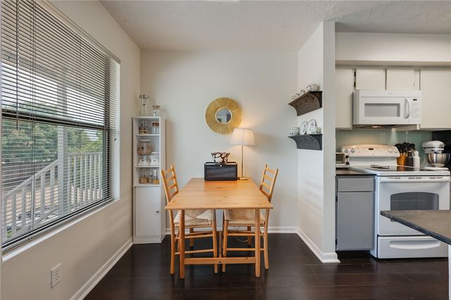 4441 Old College 6203, Bryan, TX 77801