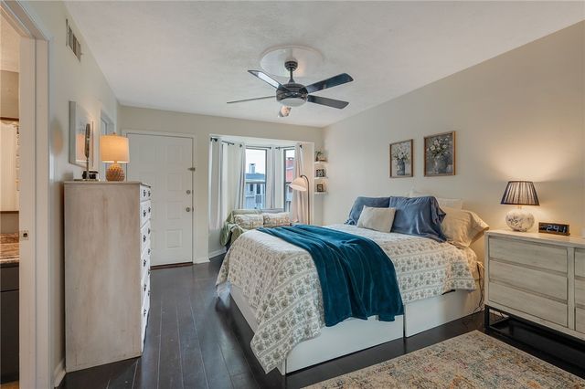 4441 Old College 6203, Bryan, TX 77801