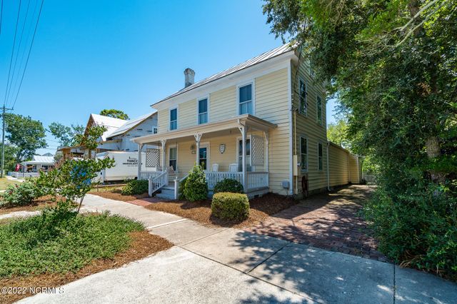 212 Broad Street, Beaufort, NC 28516
