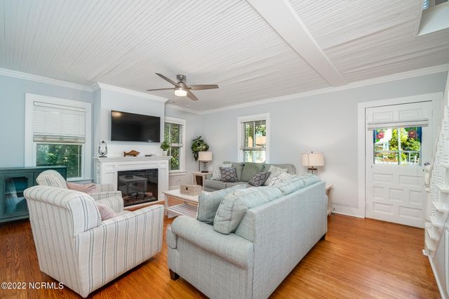 212 Broad Street, Beaufort, NC 28516