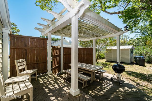 212 Broad Street, Beaufort, NC 28516