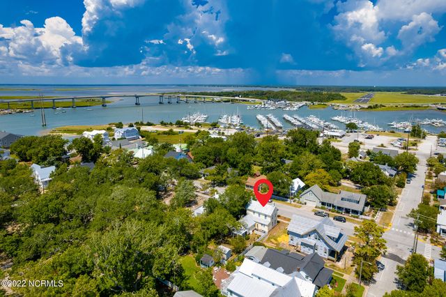 212 Broad Street, Beaufort, NC 28516