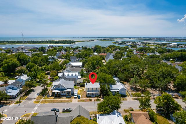 212 Broad Street, Beaufort, NC 28516
