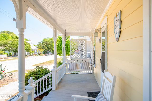 212 Broad Street, Beaufort, NC 28516