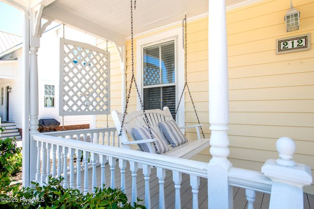 212 Broad Street, Beaufort, NC 28516