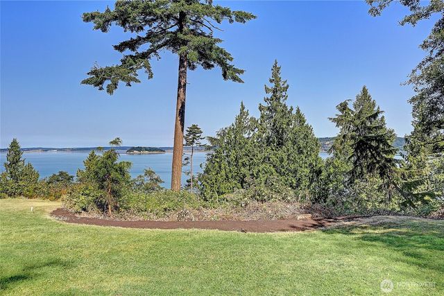 610 Maple Heights Road, Camano Island, WA 98282