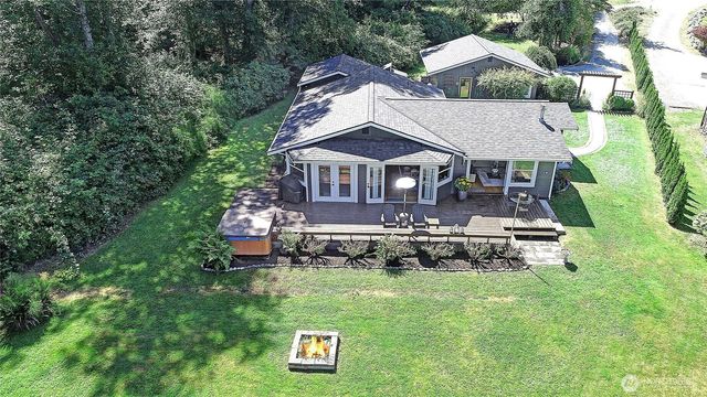 610 Maple Heights Road, Camano Island, WA 98282