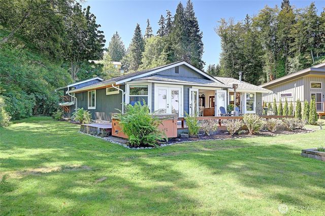 610 Maple Heights Road, Camano Island, WA 98282