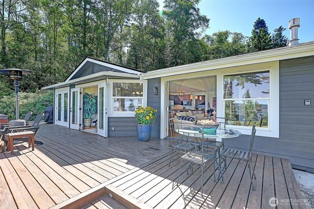 610 Maple Heights Road, Camano Island, WA 98282